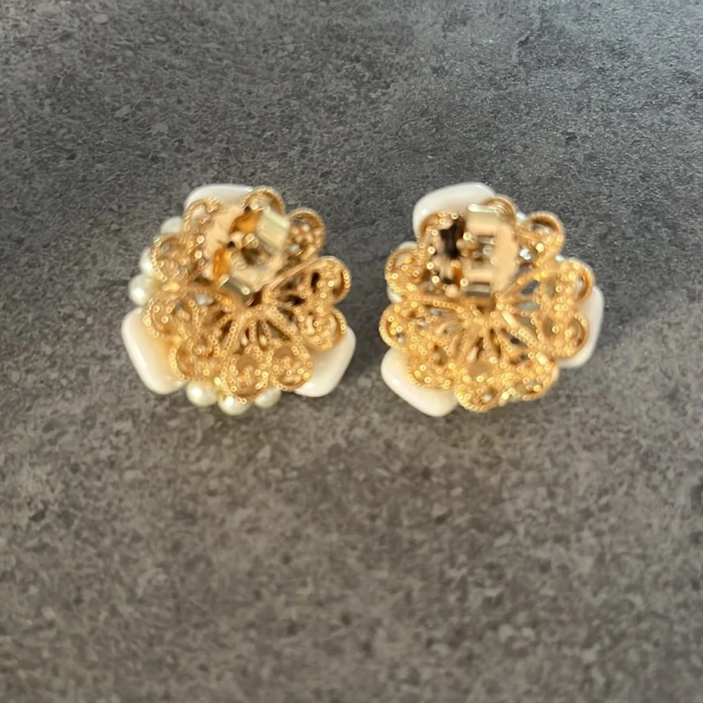 Anthropologie Mixed Crystal and Pearl Earrings - Picture 5 of 7